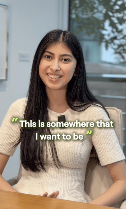 We asked our solicitor apprentices what attracted them to Hogan Lovells. From making a global impact to having great support from their team.